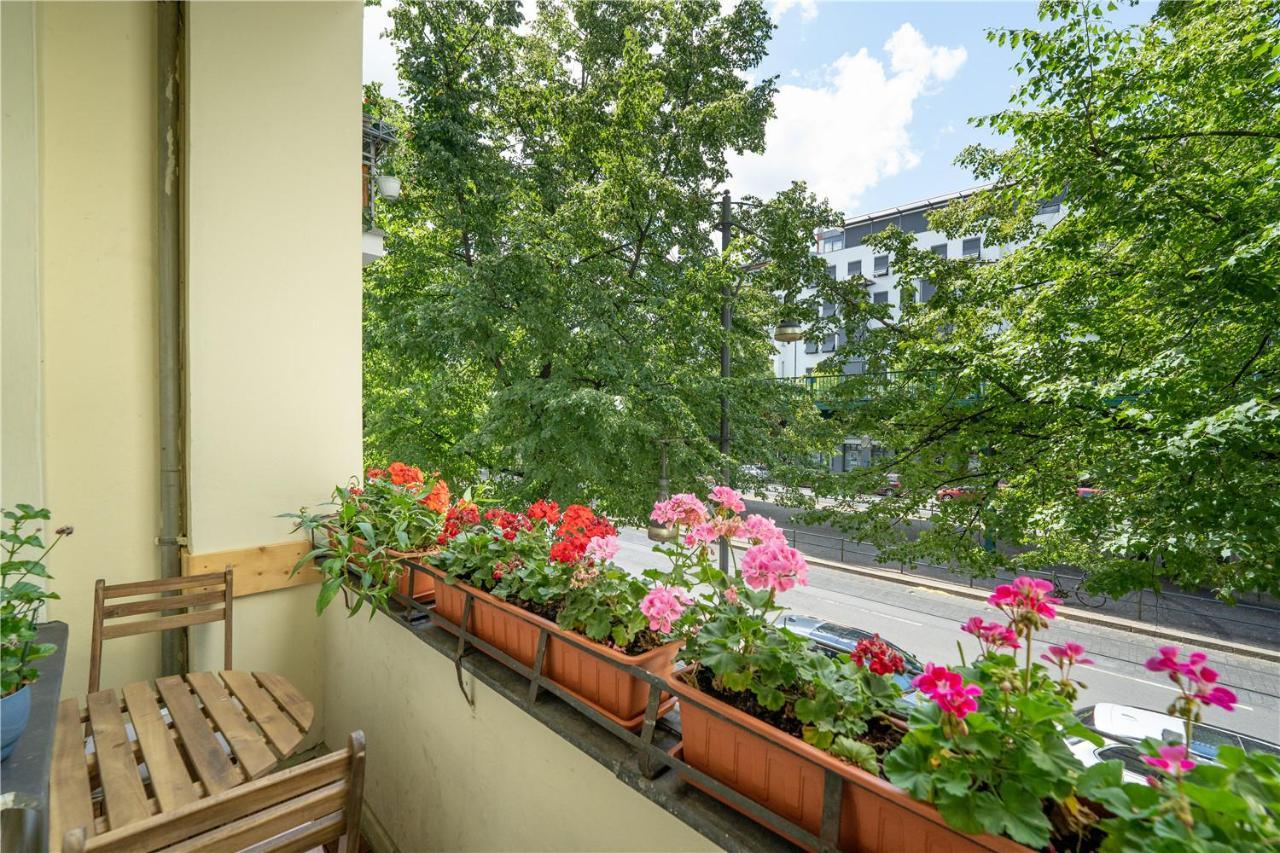 Holiday 33 Apartments Efg Schoenhauser Allee Mit Balkon Berlin Extérieur photo